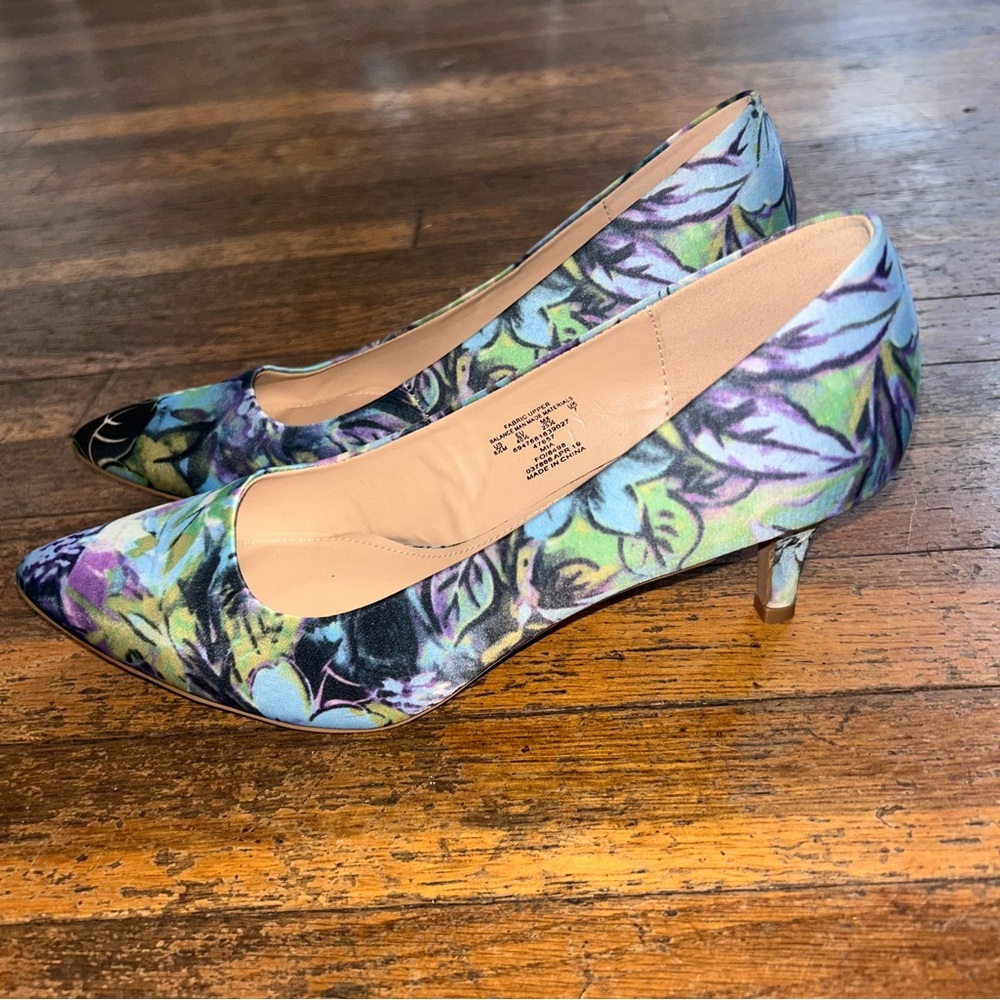 Simply Styled Floral Heels - Multicolor - Picture 3 of 10